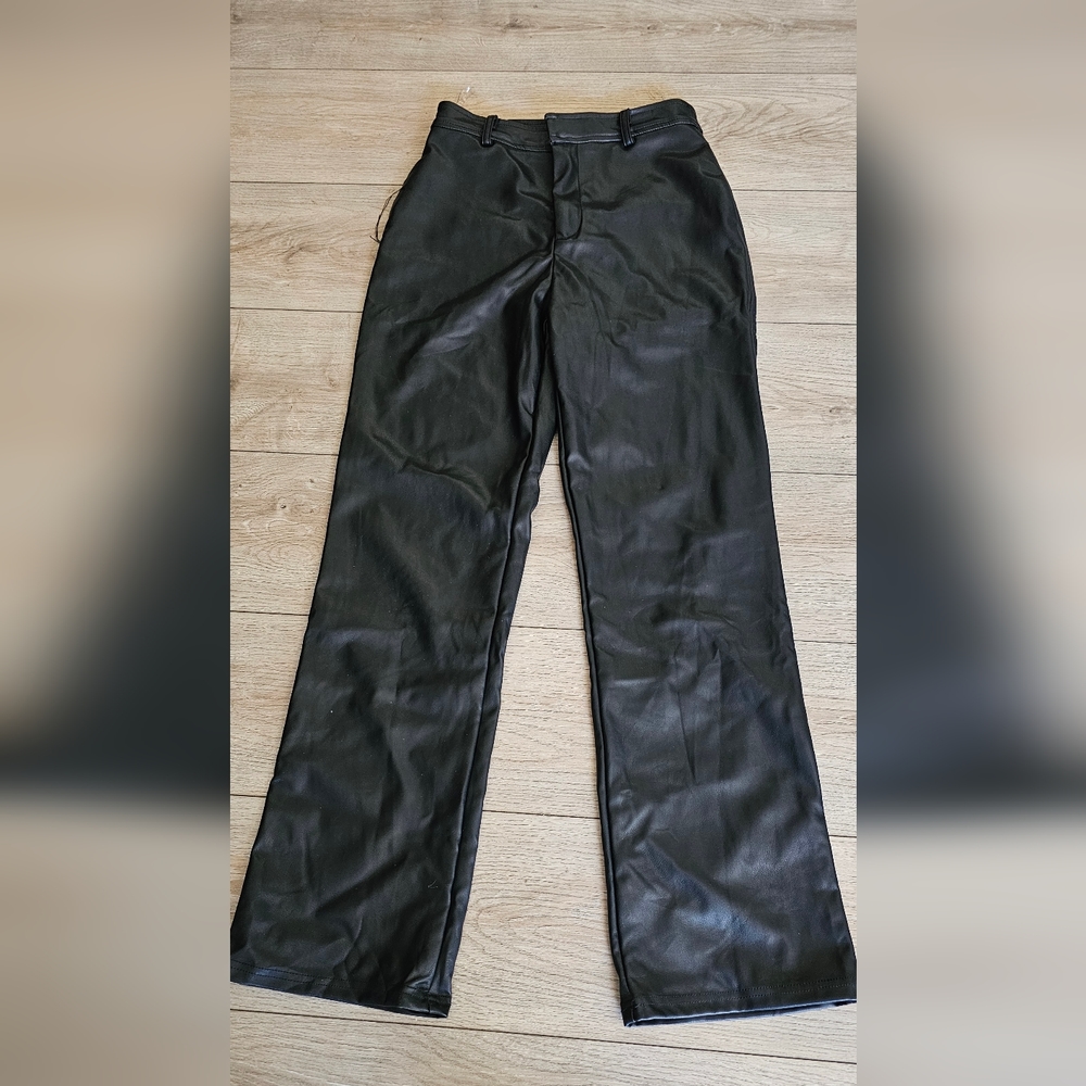 Beivy pants 60% poliester size Medium